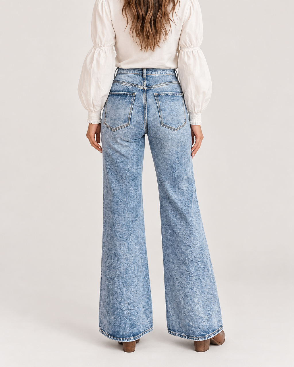 MOLIVRAÉ | beau-blue | back | curated-2026-09