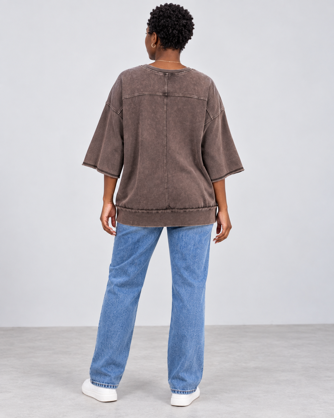 MOLIVRAÉ | dark-brown | back | curated-2026-09