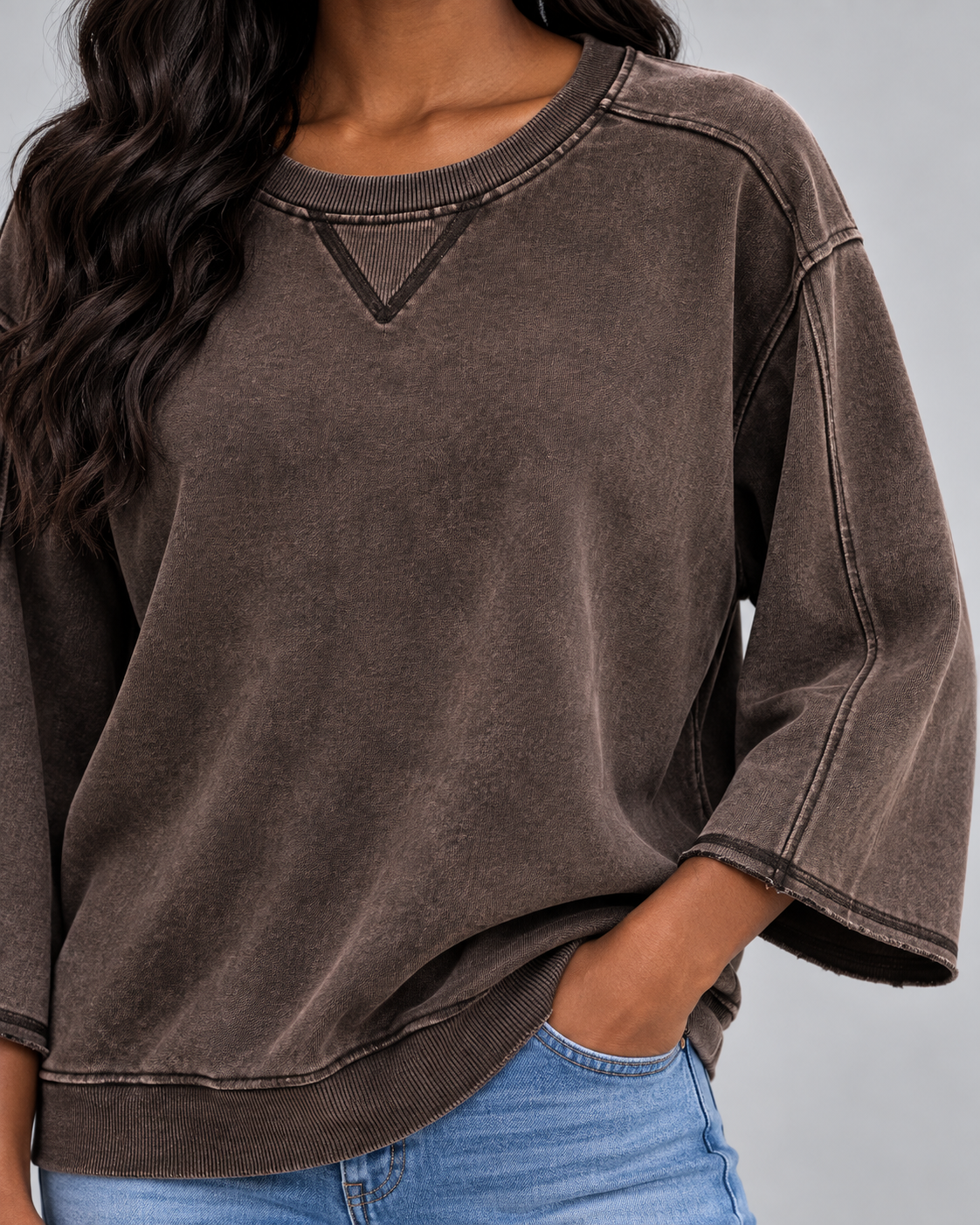 MOLIVRAÉ | dark-brown | detail | curated-2026-09